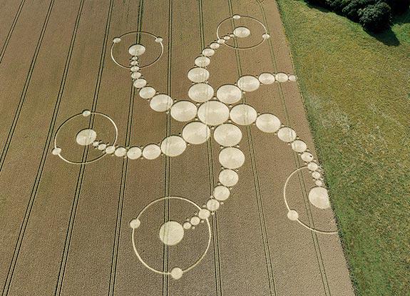 I Can “Read” a Crop Formation From June 2009 Made in Wiltshire : r/Experiencers