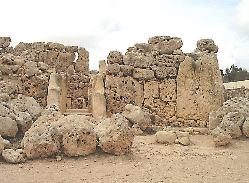 Top 10 Oldest Extant Freestanding Buildings In The World - The Mysterious World
